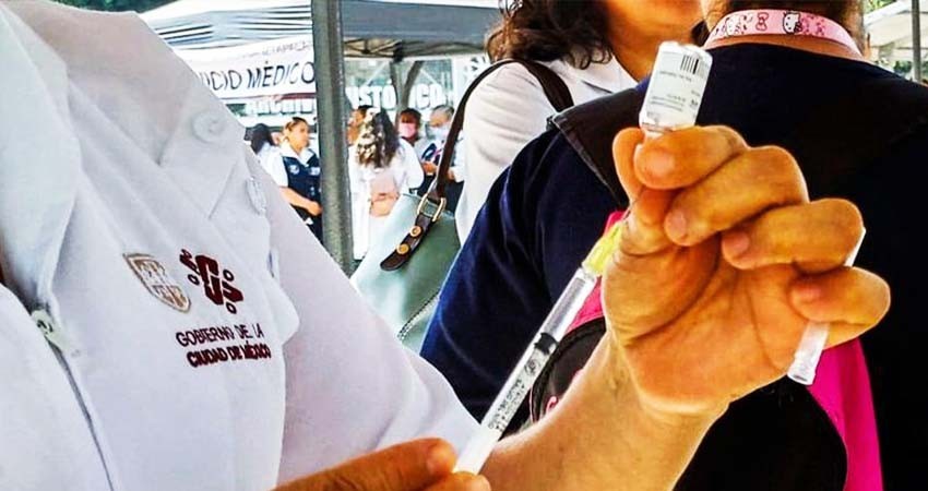 Secretaría de Salud pide no caer en pánico por sarampión; hay abasto de vacunas