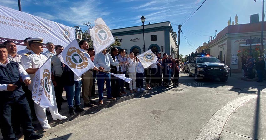 Dan banderazo a Operativos de Semana Santa en Los Cabos