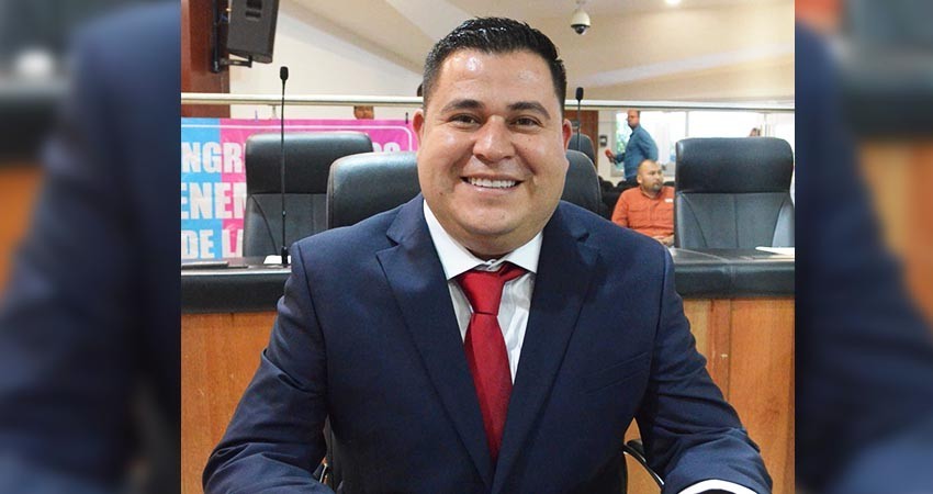 Sin autorización Rodríguez Piña deja OOMSAPAS Los Cabos; tomó protesta como diputado suplente