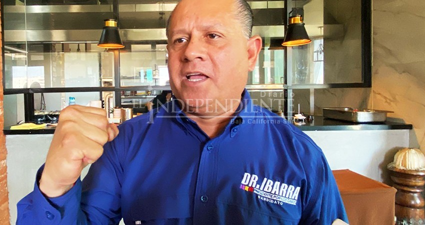 Denuncia Ernesto Ibarra compra de votos por parte de la oposición; "Yo les digo, agarra, pero vota por Ibarra"