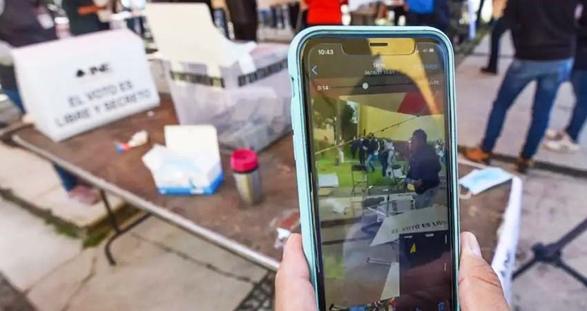 INE no restringirá uso de celulares en las casillas; colocará carteles contra coacción del voto