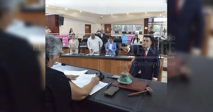 Se va Ismael Piña del OOMSAPAS Los Cabos; Junta de Gobierno aprobó su remoción