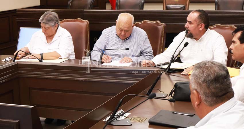 Logran “acuerdo” gobierno de BCS y magisterio; establecen primer pago del 65%