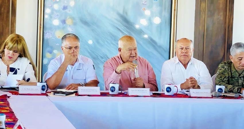 Instala gobernador de BCS comisión consultiva del aeropuerto internacional de Loreto