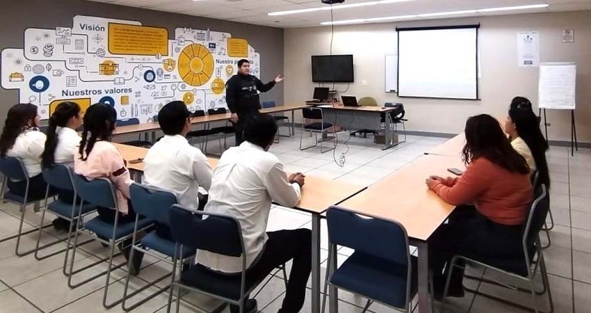 Promueve la Policía Estatal medidas de prevención contra extorsión telefónica