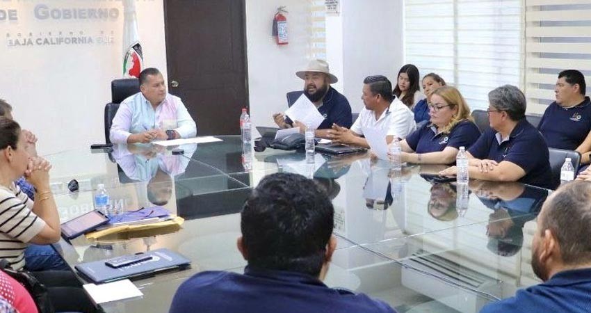 A clases. Levantan huelga tras acuerdo entre gobierno de BCS y COBACH