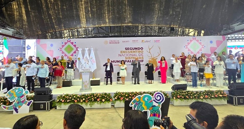 SEDIF BCS participa en encuentro nacional de DIF municipales