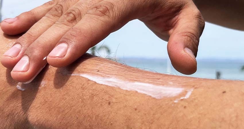 Ciudadanos no deben exponerse demasiado al sol para evitar quemaduras solares: IMSS