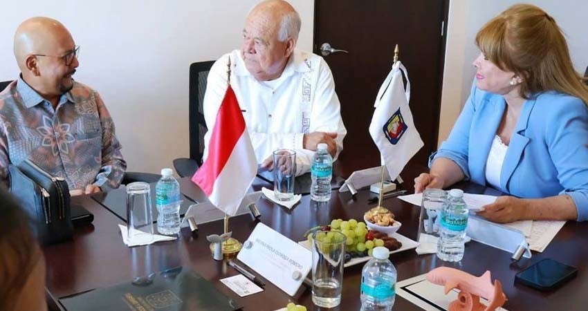 Sostiene el gobernador Castro Cosío encuentro con embajador de indonesia en México