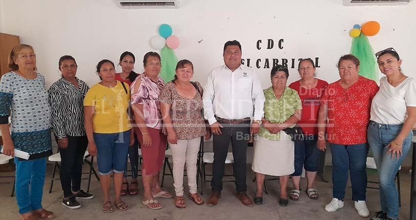 Imparte Ayuntamiento de La Paz cursos a emprendedores rurales