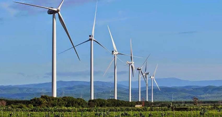 México avanza en ranking para atraer inversiones en energías renovables