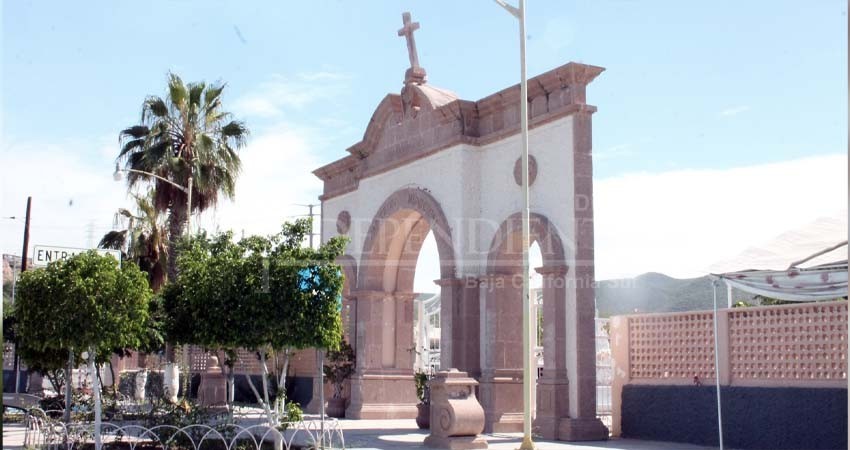 Se quitó la vida dentro del panteón de Los San Juanes