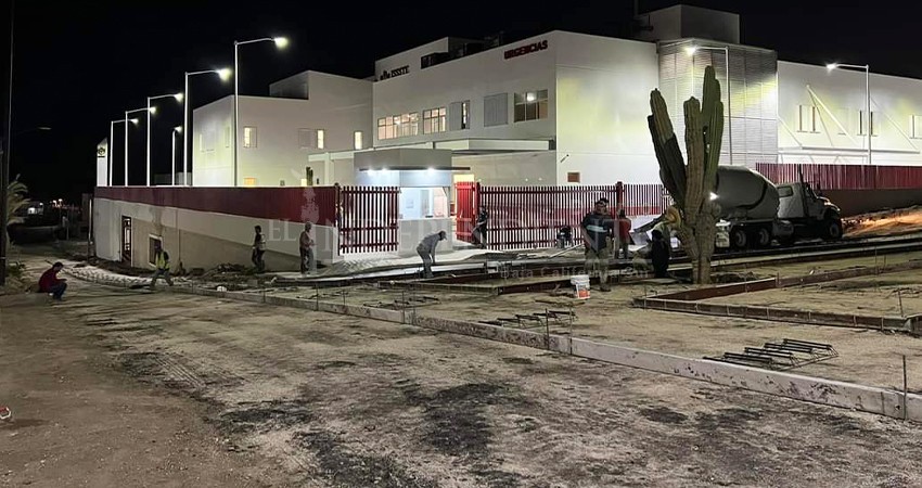 Por visita de AMLO, Ayto Los Cabos pavimentó calle de CSL en tiempo récord