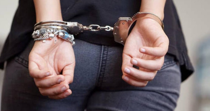 Acuerdan pagar los daños y conceden suspensión condicional del proceso a imputadas por lesiones