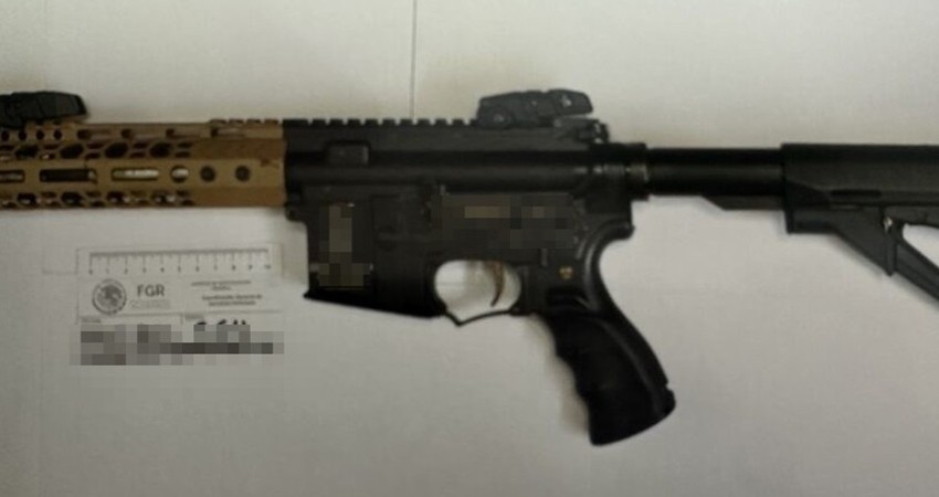 Sentencian a más de 2 años de prisión a Claudia “N” por el delito de posesión de narcóticos y dos armas de fuego