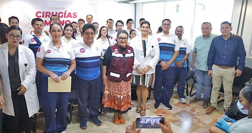 Gobierno de BCS y asociación médica beneficiaron a 37 pacientes con cirugías de manos gratuitas