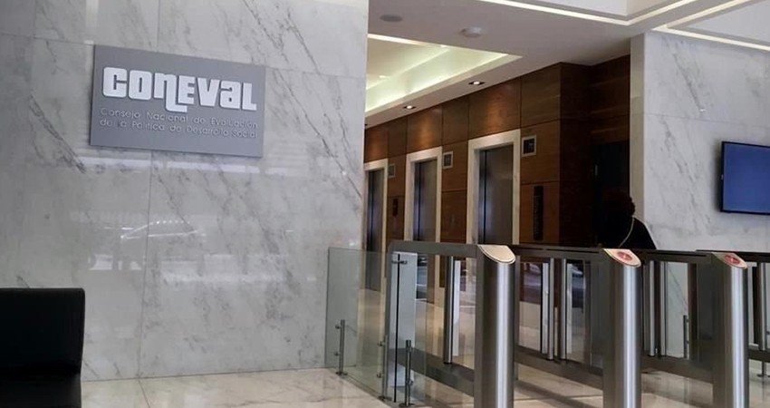 Coneval advierte que su desaparición pone en riesgo lucha contra la pobreza