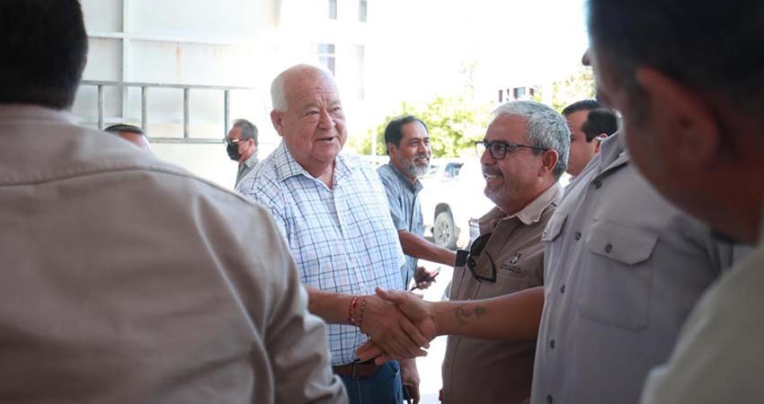 Recorre Castro Cosío área de servicios generales de gobierno del estado