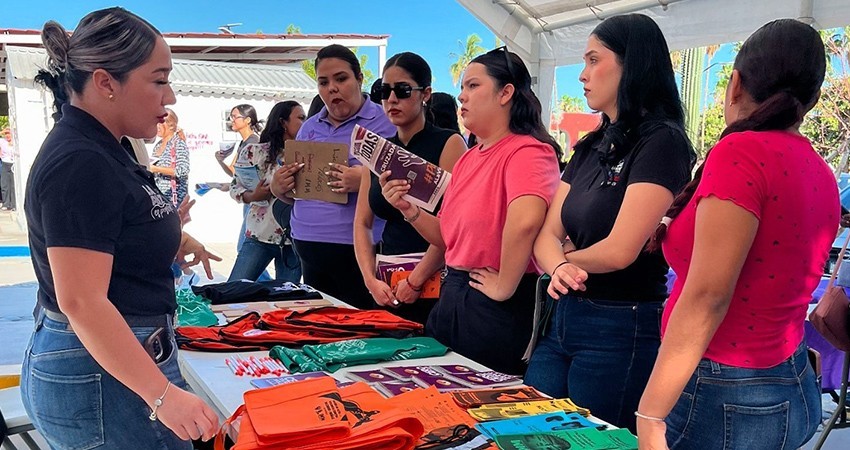 Celebran primera feria “Cultura de la Legalidad” en la UABCS