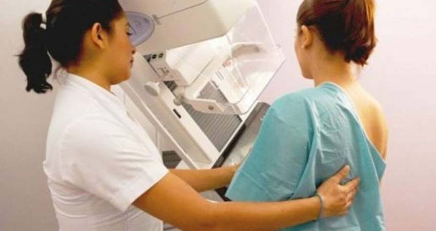 En México más de 20,000 mujeres son afectadas cada año por cáncer de mama