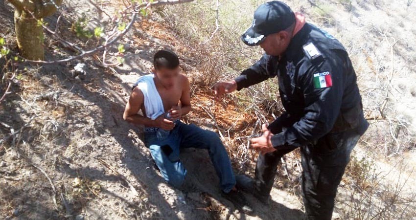 Rescatan a cuatro turistas extraviados en zona de barrancos en La Paz