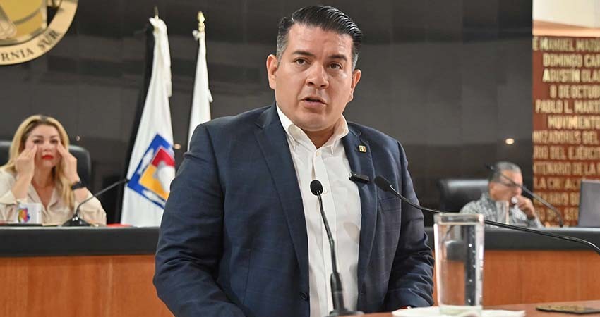 Propone diputado Fabrizio del Castillo reformas para promover el cuidado y responsabilidad de animales domésticos