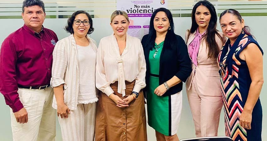 Acuerda diputada Karina Olivas agenda legislativa con el Colegio de Abogados de BCS