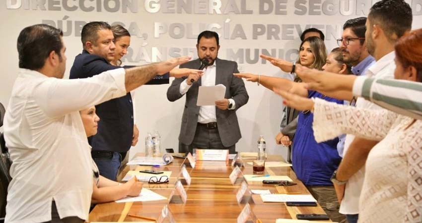 Encabeza el alcalde Agúndez Gómez la instalación de la Junta de Gobierno de DIF Los Cabos