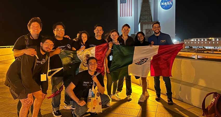 Experimento mexicano 'MCB-1' parte al espacio con éxito en misión de Elon Musk