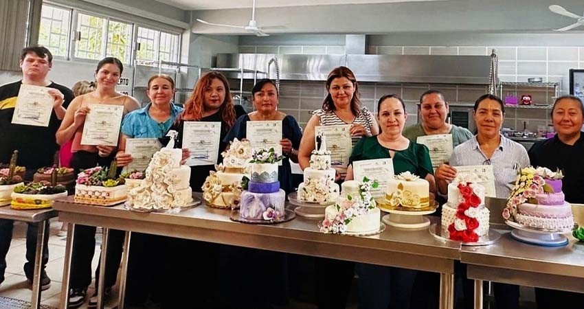 Ofrece ICATEBCS más de 90 cursos en el estado durante noviembre