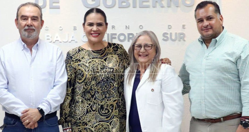 Sale de la Secretaria de Salud en BCS Flores Aldape, queda en su lugar Guluarte Castro