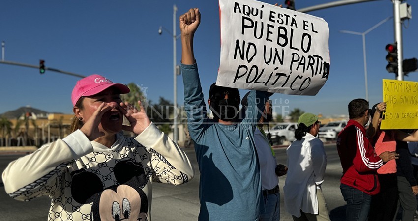 Mediante bloqueos, ciudadanos de Los Cabos exigen agua potable