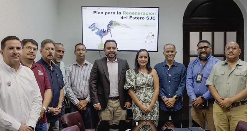 Toma protesta Christian Agúndez a integrantes del Consejo Asesor del Estero de SJC