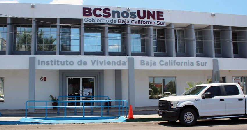 Vinculan a proceso y quedan en prisión otras dos personas por el desfalco al INVI