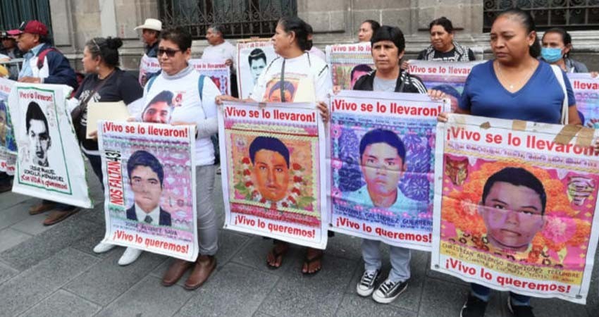 Sheinbaum convoca reunión con familiares de los 43 a inicios de diciembre