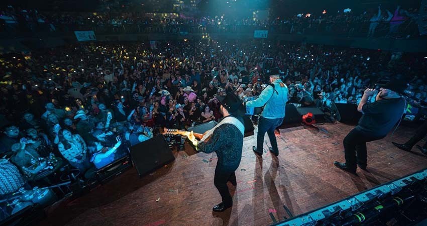 Sheinbaum anuncia concurso para cambiar letras de narcocorridos: 'no se trata de prohibir, sino de promover'