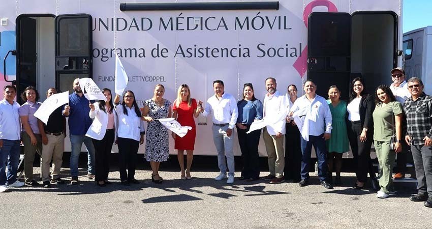 Recibe gobierno de BCS una unidad médica móvil, por parte de Fundación Letty Coppel