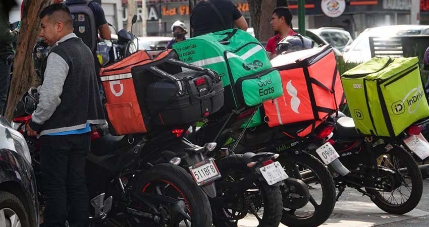 Diputados aprueban en comisión reforma que regula trabajo en apps