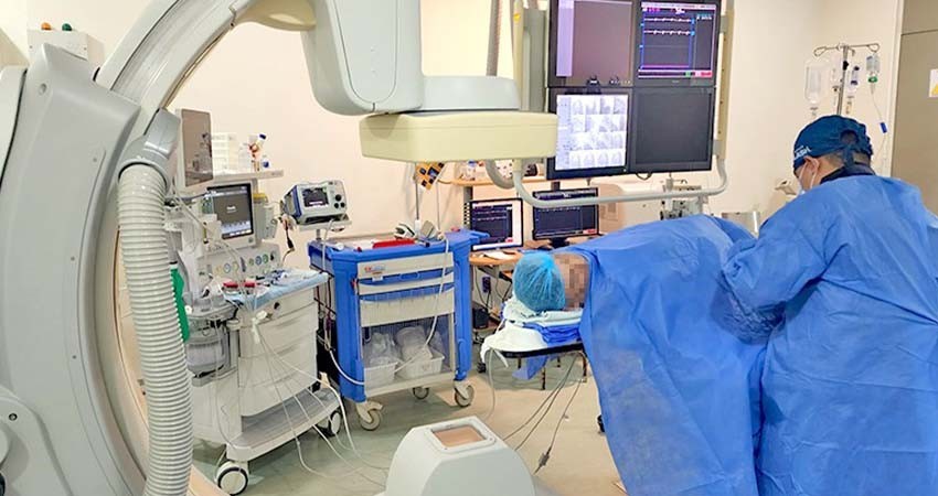 Con el intercambio de servicios entre instituciones de salud se optimiza la atención de pacientes en BCS: Guluarte Castro