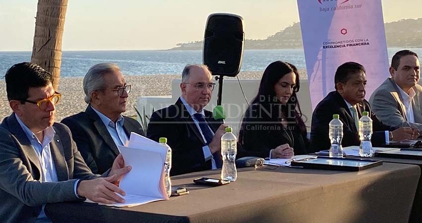 IMEF: Situación financiera del país en incertidumbre, con Trump como presidente de EEUU