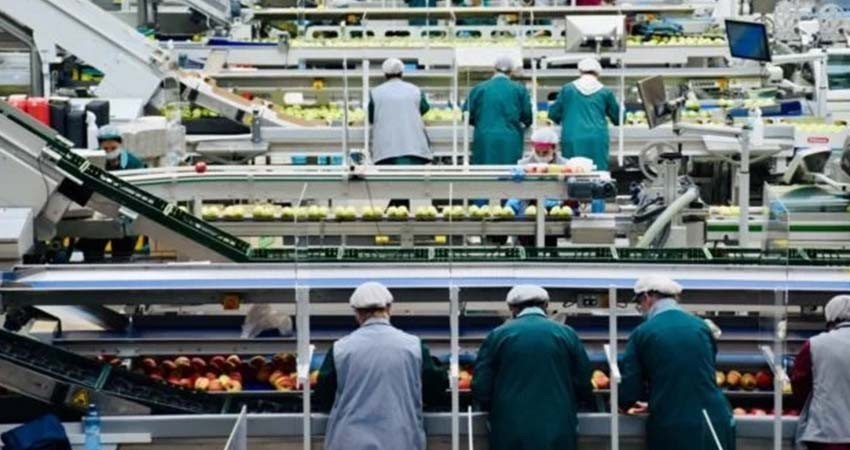 Empresas ofrecen más de 38 mil empleos a mexicanos repatriados de EU