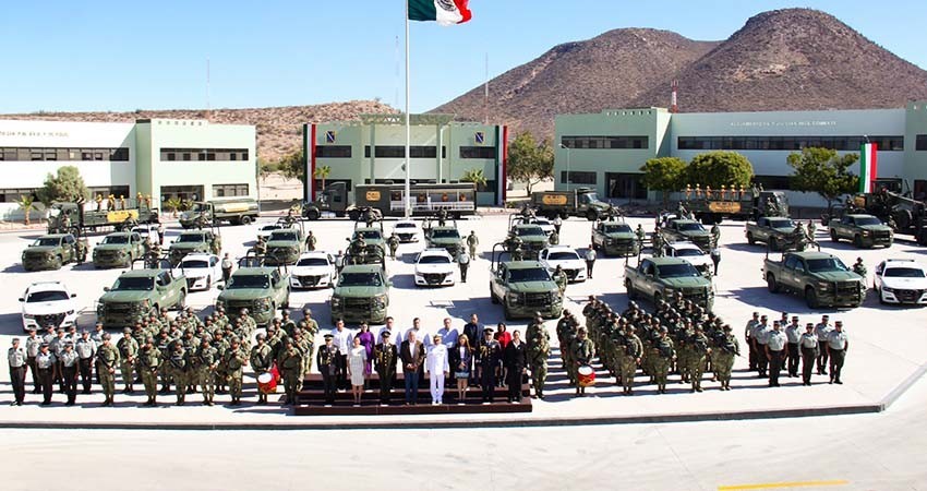 Reconoce el Gobernador Castro Cosío el compromiso y solidaridad del Ejército Mexicano en BCS