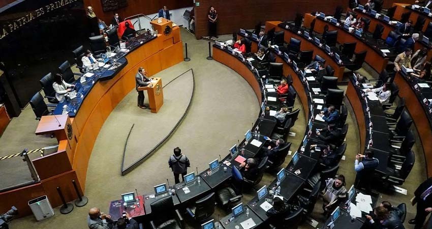 Senado aprueba reforma contra reelección y nepotismo electoral; entra en vigor en 2030