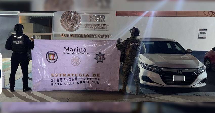 En acciones conjuntas, aseguran PEP y MARINA narcóticos y vehículos con reporte de robo