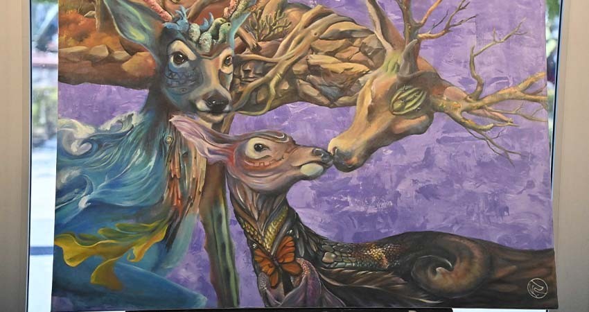 Abierta exposición pictórica del colectivo “Mujeresaladas” en la Sala de Sesiones José María More-los y Pavón