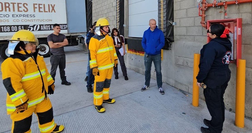 Bomberos de La Paz intensifican inspecciones en comercios para evitar accidentes