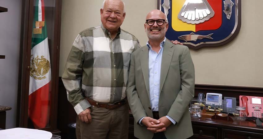 Gobierno de BCS colabora con banca Santander para impulsar el desarrollo económico de la región