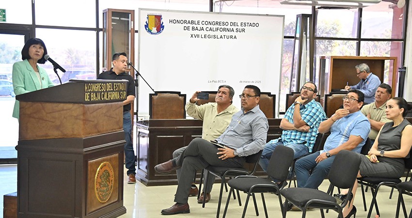 Imparten el Congreso de BCS conferencia magistral