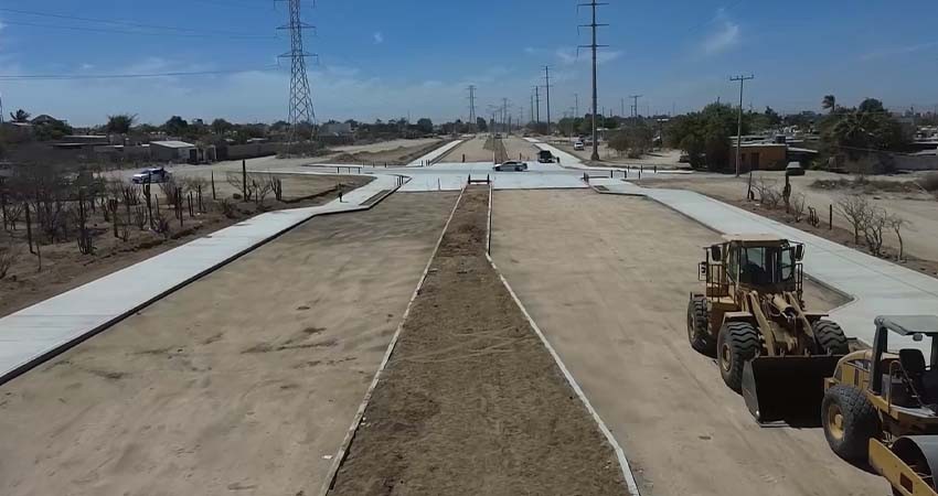Pavimentación del Circuito Urbano Sur Oriente beneficiará a más de 10 mil habitantes de La Paz