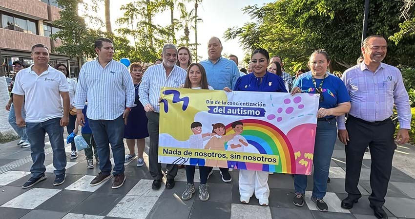 Realizan marcha para concientizar a la sociedad sobre el Autismo